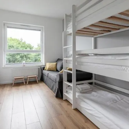 Family Apartment شقة *